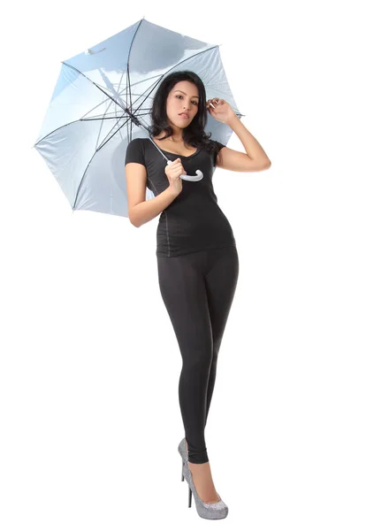 Mujer asiática sosteniendo paraguas —  Fotos de Stock