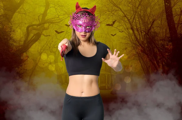 Diable Femme Noir Vêtements Avec Halloween Arrière Plan — Photo
