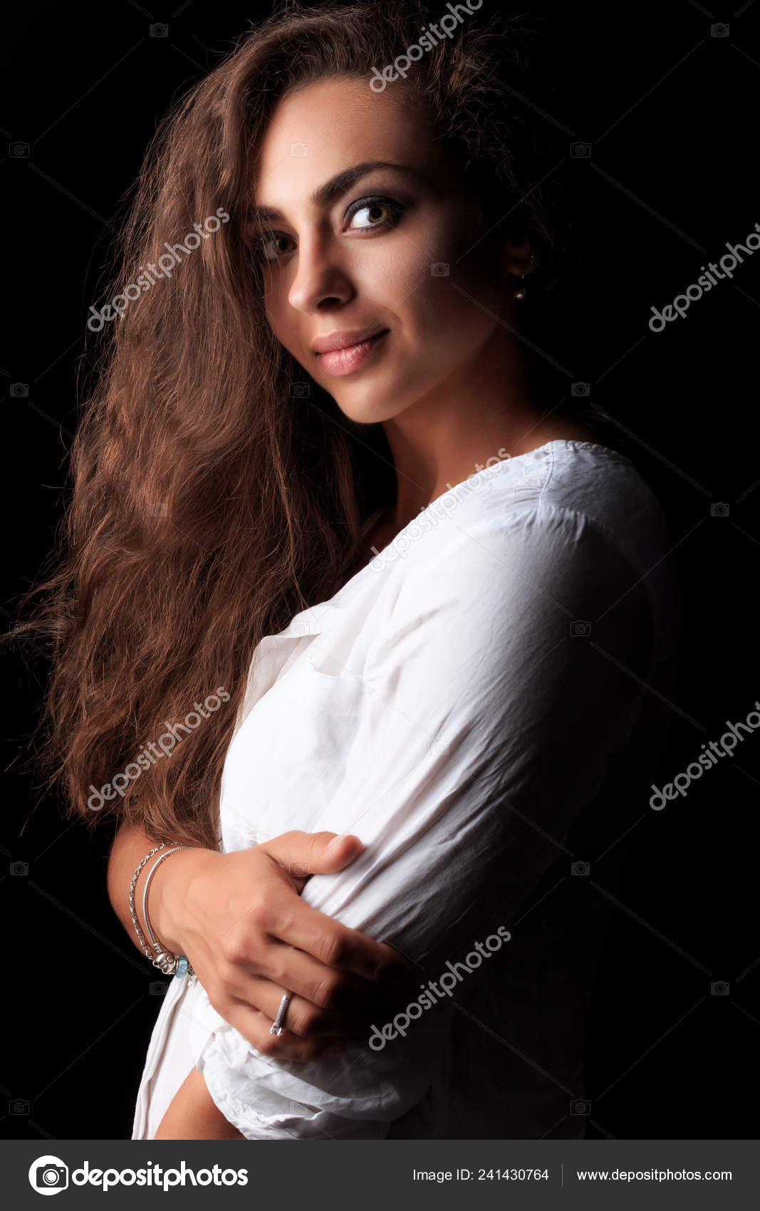 Cute Beauty Young Woman Posing Camera Low Key Light Female — Stock