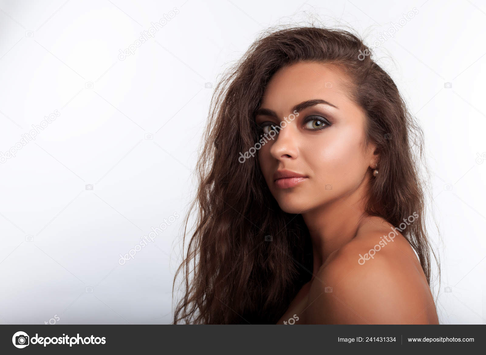 Portrait Pretty Young Woman Long Curly Wavy Brown Hair Mixed
