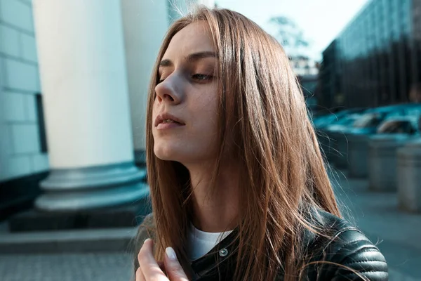 Een Groot Horizontaal Portret Van Een Jong Meisje Met Blond — Stockfoto