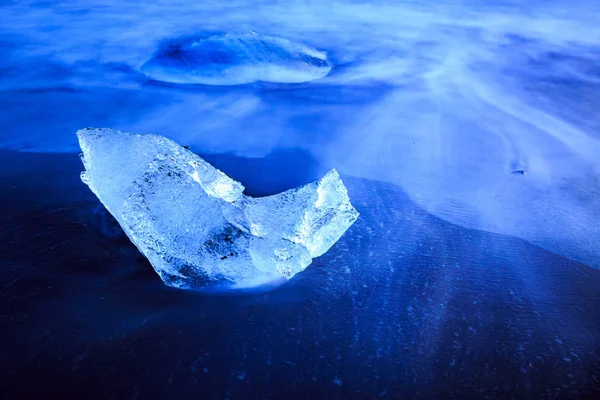 Jokulsarlon Gletsjermeer Ijsland Tijdens Zonsondergang Winterseizoen Het Meer Groeit Elk — Stockfoto