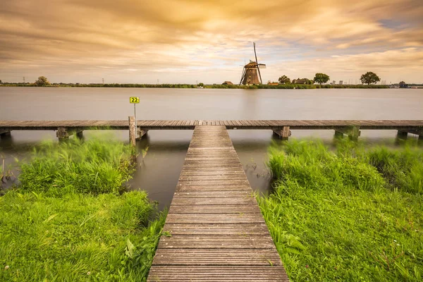 Landscape Beautiful Orange Sunset Clouded Sky Old Dutch Traditional Windmill — Stock Photo, Image