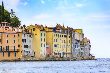 Cityscape Istrian köy Rovinj Hırvatistan Adriyatik Denizi bölgesindeki. Rovinj olduğunu popüler, seyahat ve Turizm hedef.
