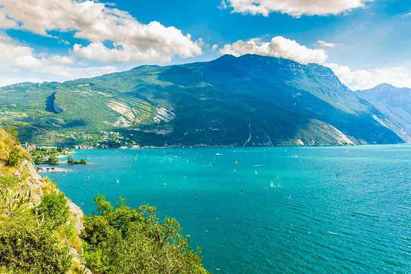 Vue Aérienne Des Villages Touristiques Populaires Linfano Torbole Nord Lac — Photo