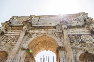 Yatay görünüm Arch, Konstantin, Roma, İtalya, Düriye kapatın