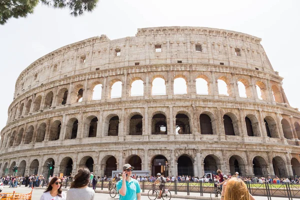 Wide Exterior View Roman Colosseum Sunny Day Blue Ski — Stock Photo, Image