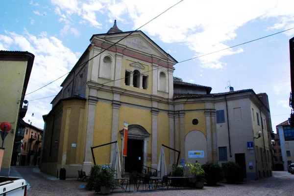 Mały Plac San Giuseppe Vernazza Kościołem San Giuseppe Alba Piemont — Zdjęcie stockowe