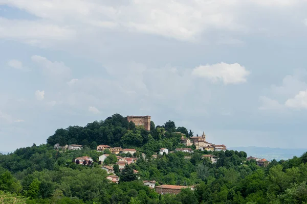 Vista Monticello Alba Com Castello Piemonte Itália — Fotografia de Stock