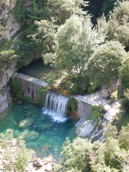 Rio Barbaira Nehrinde Nervia Vadisi Boyunca Bir Şelale Rocchetta Nervina — Stok fotoğraf