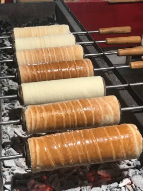 Kurtoskalacs yemek: tipik Macar tatlı