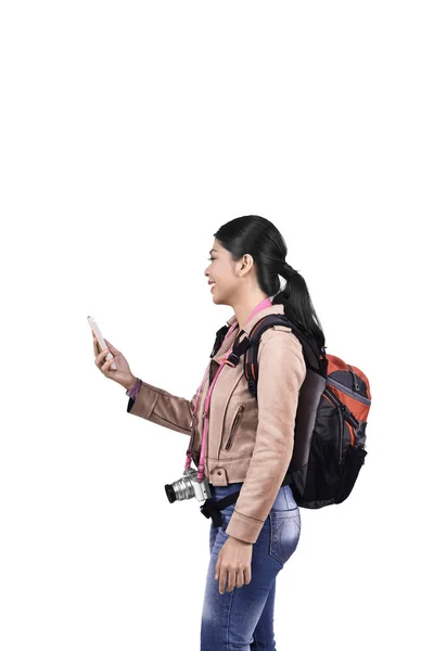 Asian Traveler Woman Backpack Holding Mobile Phone Isolated White Background — Stock Photo, Image