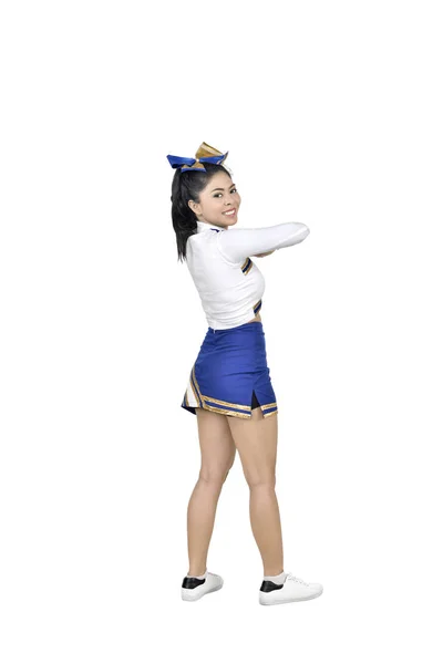 Aantrekkelijke Aziatische Cheerleader Actie Poseren Geïsoleerd Witte Achtergrond — Stockfoto