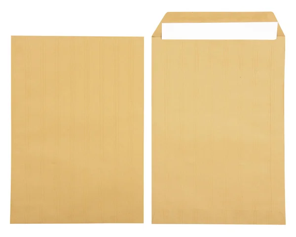Açık Kahverengi Zarf Izole Beyaz Arka Plan Üzerinde Beyaz Kağıt — Stok fotoğraf