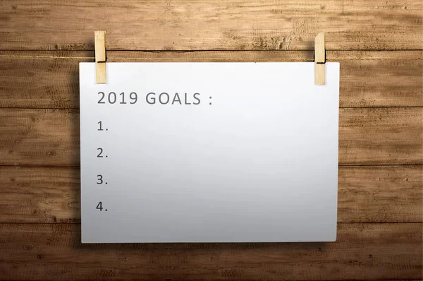 White Paper 2019 Goals List Hanging Rope Wooden Background Happy — Stock Photo, Image