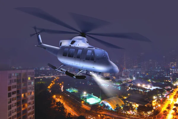 Hubschrauber Fliegt Nachts Über Die Stadt — Stockfoto