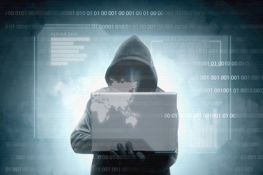 Hacker'siyah hoodie laptop ile sanal göstermek tutarak hizmet