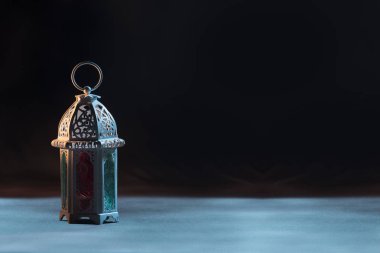 Güzel ışık ile Arapça lamba. Ramazan için İslam kavramı görüntüsü