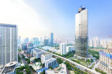 Öğleden sonra kentsel gökdelenler ile Jakarta şehir silueti