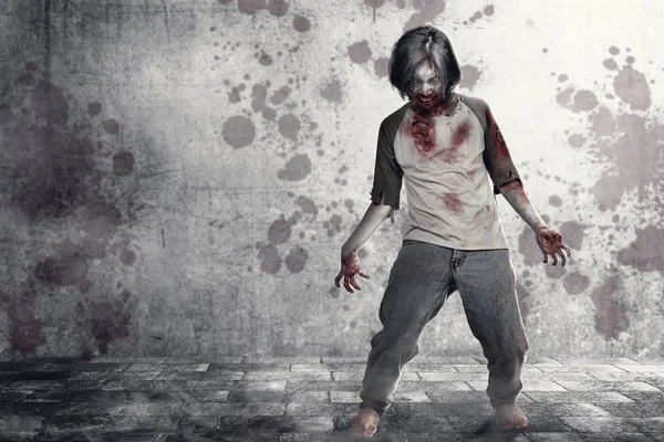 Scary zombies with blood and wound on his body walking on the ur — Stock Photo, Image