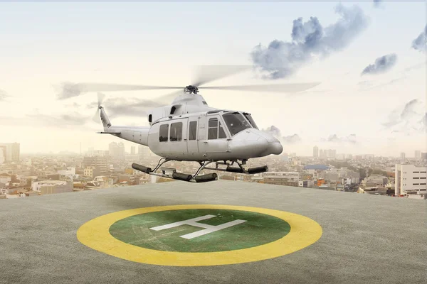 Helicóptero Despega Del Helipuerto Ciudad —  Fotos de Stock
