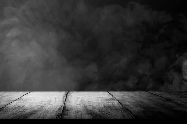 Wooden Table Smoke Light Dark Room — Stock Photo, Image