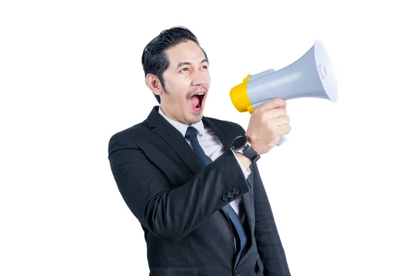 Азиатский Бизнесмен Кричит Мегафон Изолированы Белом Фоне — стоковое фото