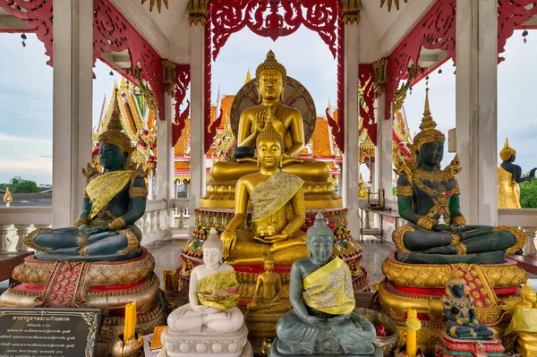 Estatua de Buda del Templo de Wat Bukkhalo Bangkok, Tailandia — Foto de Stock