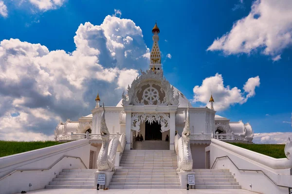 Район Тха Руеа Пхра Нахон Аюттхая Таиланд Wat Bueng Latthiwan — стоковое фото