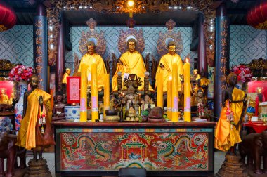Chachoengsao / Tayland / 12 Temmuz 2020: Wat Chin Pracha Samoson, bir asır önce Çinli başrahip Wat Leng Neuy Yee tarafından Kral Rama V döneminde inşa edildi..
