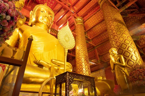 Ayutthaya Tailandia Agosto 2020 Wat Phanan Choeng Worawihan Construido Junto Fotos de stock libres de derechos