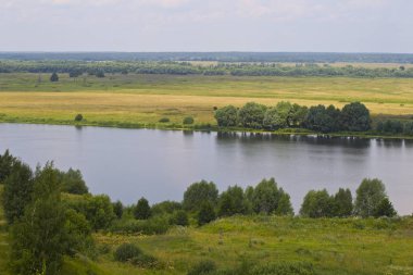 Görünüm Oka Nehri yakınlarında Konstantinovo Köyü, Ryazan bölgesi, Rusya Federasyonu