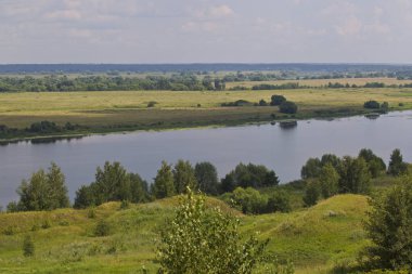 Görünüm Oka Nehri yakınlarında Konstantinovo Köyü, Ryazan bölgesi, Rusya Federasyonu