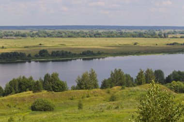 Görünüm Oka Nehri yakınlarında Konstantinovo Köyü, Ryazan bölgesi, Rusya Federasyonu
