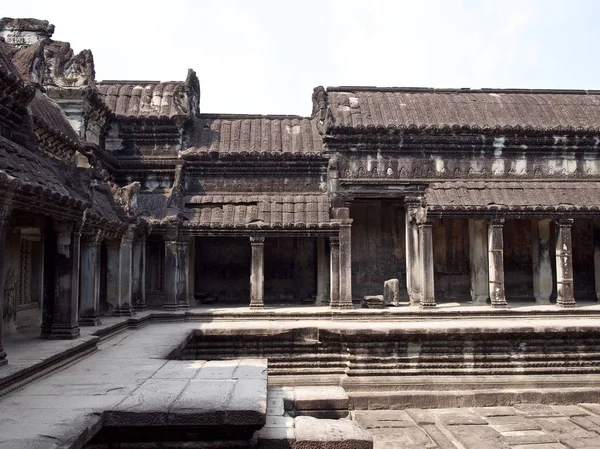 Architectuur van de oude tempel complex Angkor, Siem Reap — Stockfoto