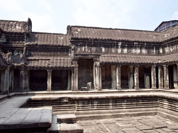 Architectuur van de oude tempel complex Angkor, Siem Reap — Stockfoto