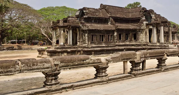 Architectuur van de oude tempel complex Angkor, Siem Reap — Stockfoto