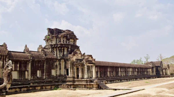 Architectuur van de oude tempel complex Angkor, Siem Reap — Stockfoto