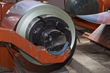 Stokta soğuk haddelenmiş galvanizli çelik ruloları