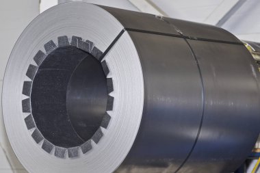 Stokta soğuk haddelenmiş galvanizli çelik ruloları