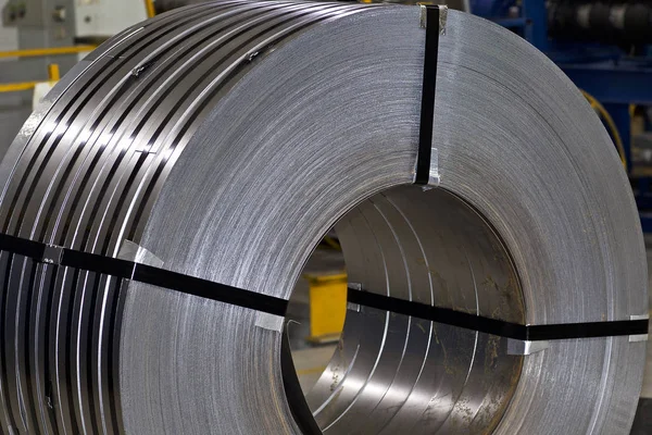 Stokta soğuk haddelenmiş galvanizli çelik ruloları