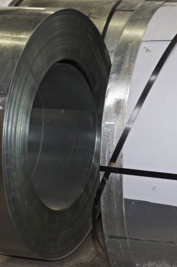 Stokta soğuk haddelenmiş galvanizli çelik ruloları