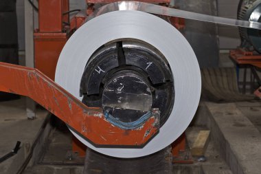 Stokta soğuk haddelenmiş galvanizli çelik ruloları