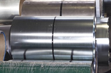 Stokta soğuk haddelenmiş galvanizli çelik ruloları