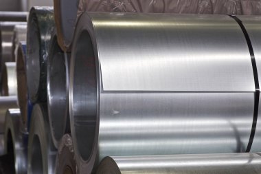 Stokta soğuk haddelenmiş galvanizli çelik ruloları