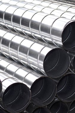 Çeşitli havalandırma sistemleri için galvanizli sacdan yapılmış elemanlar ve parçalar