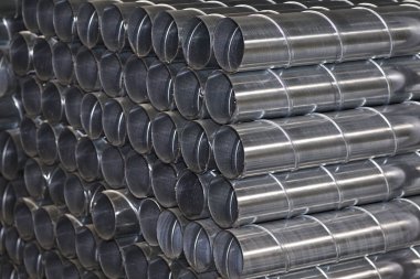 Çeşitli havalandırma sistemleri için galvanizli sacdan yapılmış elemanlar ve parçalar