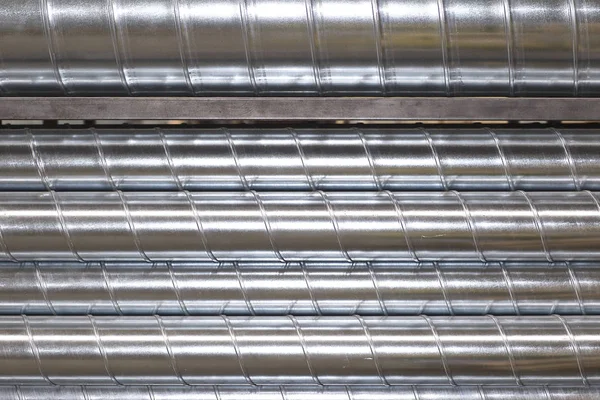 Çeşitli havalandırma sistemleri için galvanizli sacdan yapılmış elemanlar ve parçalar