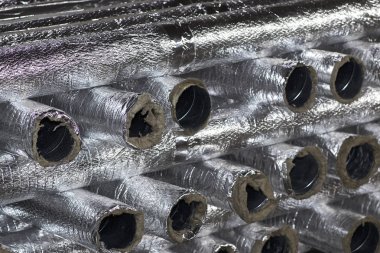 Çeşitli havalandırma sistemleri için galvanizli sacdan yapılmış elemanlar ve parçalar