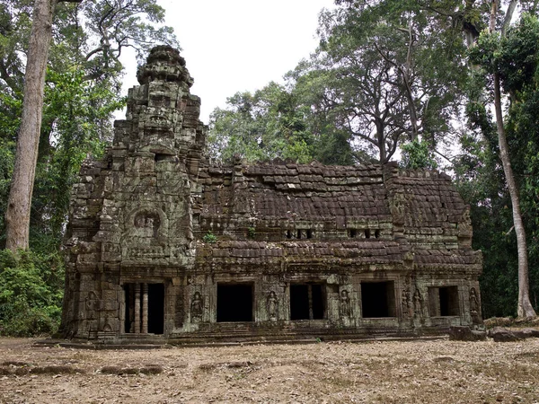 Arkitekturen av forntida tempel komplex Angkor, Siem Reap — Stockfoto